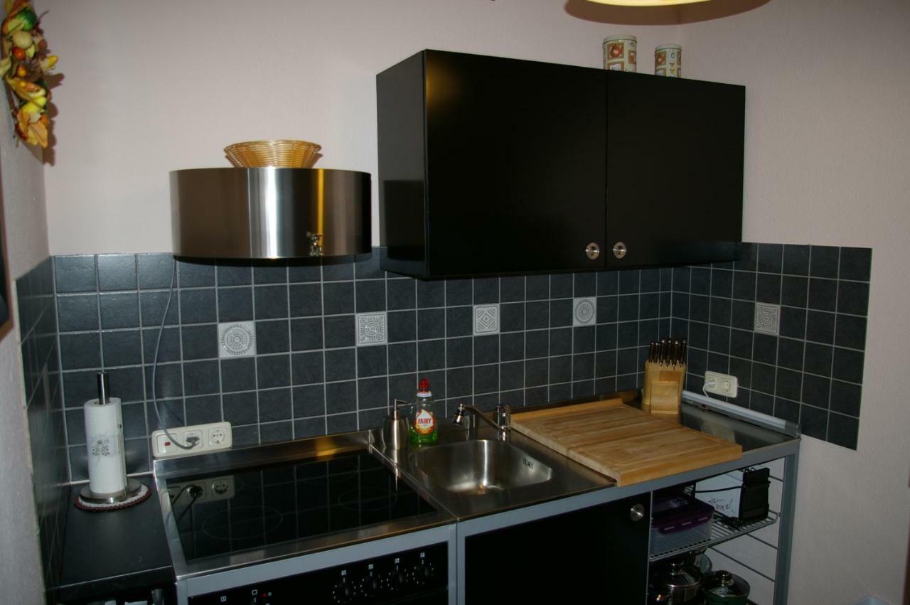 2-Zimmer-Ferienwohnung "Garten Der Welt" Berlin Exterior photo